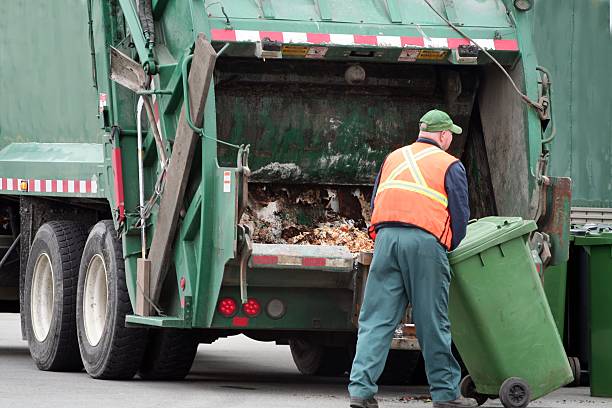 Best Office Cleanout  in Navassa, NC